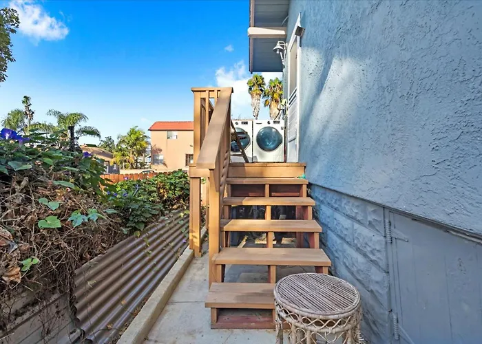 New Beautiful Boho Home By Beach, Downtown + Shops